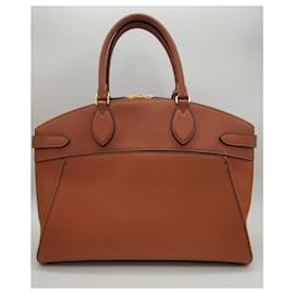Louis Vuitton-Louis Vuitton Lock It MM bag-Brown
