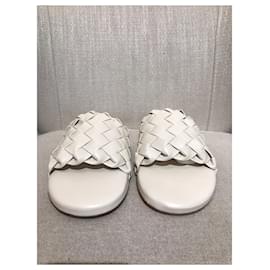 Bottega Veneta-BOTTEGA VENETA  Sandals T.EU 41 Leather-White