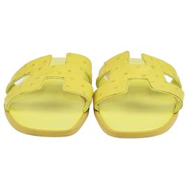 Hermès Sandali Hermes gialli in struzzo Oran Giallo