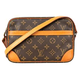 Louis Vuitton-Louis Vuitton Trocadero 23 Crossbody Bag Canvas Monogram-Brown