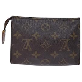 Louis Vuitton-LOUIS VUITTON Monogram Poche Toilette 15 Estuche M47546 LV Auth 73018-Monograma