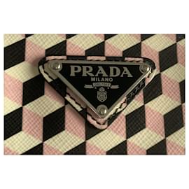 Prada-Clutchs-Negro,Plata,Rosa,Blanco