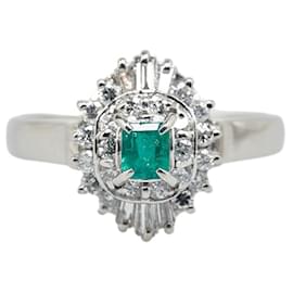 & Other Stories-Other Platinum Diamond & Emerald Ring Metal Ring in Excellent condition-Other