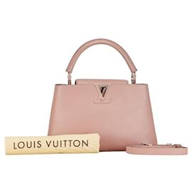 Louis Vuitton-Bolso de cuero Louis Vuitton Capucines PM M42258 en buen estado-Otro