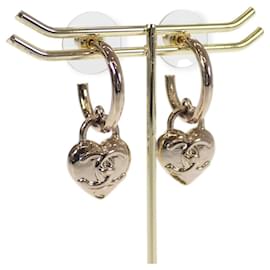 Chanel-Boucles d'oreilles créoles Chanel CC Heart Lock Boucles d'oreilles en métal AB9094 en bon état-Autre
