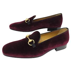 Gucci-NEUF CHAUSSURES GUCCI MOCASSINS JORDAAN A MORS 718888 7 41 VELOURS + BOITE-Rouge