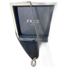 Authentic pendant with a moving diamond and black and gray gold braid from Maison Fred. Silvery
