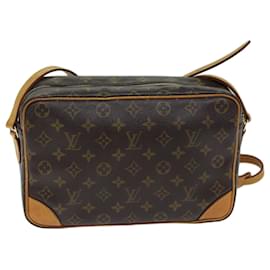 Louis Vuitton-Borsa a tracolla LOUIS VUITTON Monogram Trocadero 30 M51272 LV Auth 72535-Monogramma