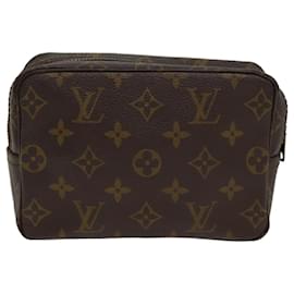 Louis Vuitton-Louis Vuitton Poche Toilette 19-Castaño