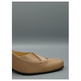 Gucci-Tacones au Champagne-Beige