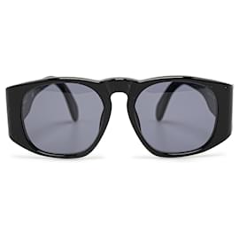 Chanel-Gafas de sol redondas de color negro Chanel-Negro