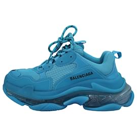 Balenciaga-Balenciaga Triple S Clear Sole Sneakers in Blue Polyurethane-Blue