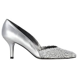 Stuart Weitzman Chantelle Pumps mit Spitzenspitze aus silbernem Leder Silber Metallisch