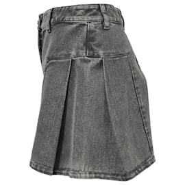 Chanel-Chanel CC Pleated Denim Shorts in Grey Cotton-Black