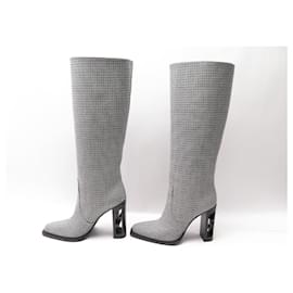 Fendi-NEUE FENDI-SCHUHE, KARIERTE STIEFEL MIT HOHEM ABSATZ und SCHNITT 8W8348 41 STIEFEL SCHUH-Grau