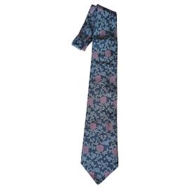 Corbata estampada floral de Pierre Cardin Paris. Multicolor