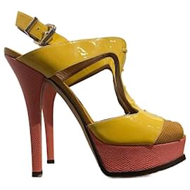 Fendi-FENDI  Sandals T.EU 40 Leather-Yellow