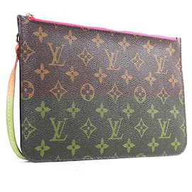 Louis Vuitton-LOUIS VUITTON Bolsas clutch T. Couro-Marrom