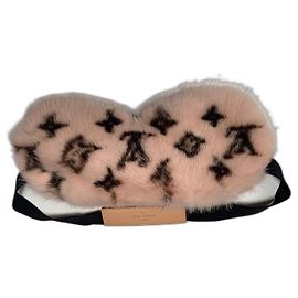 Máscara de dormir Louis Vuitton Rosa em Vison Rosa