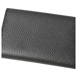 Louis Vuitton-Louis Vuitton Capucines-Black