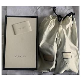 Gucci-Pantoletten-Schwarz,Gold hardware