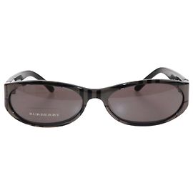 Burberry Grey Check Oval Sunglasses Grey