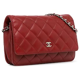 Chanel-Portefeuille Chanel en cuir d'agneau classique rouge sur chaîne-Rouge