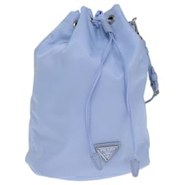Prada-PRADA Pochette à cordon en nylon bleu clair Auth 73977-Bleu clair