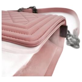 Chanel-Bolsa média acolchoada de couro de cordeiro rosa-Rosa
