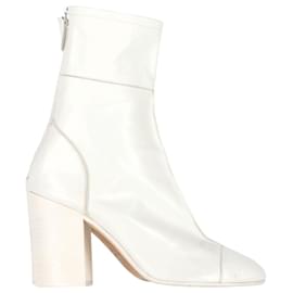 Chanel-Chanel CC Low Heel Ankle Boots in White Leather-White