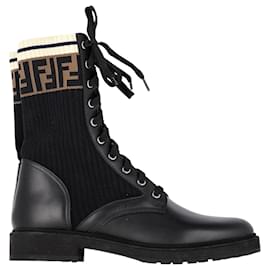 Fendi-Fendi Rockoko Combat Boots in Black Leather-Black