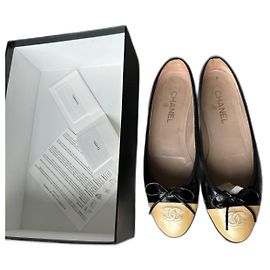 Chanel Ballet flats Black