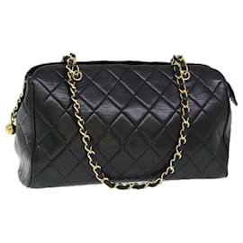 Chanel-CHANEL Borsa a tracolla con catena Matelasse Pelle di agnello nera CC Auth ki4411-Nero