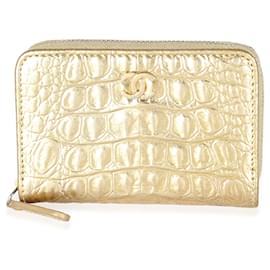 Chanel-Chanel Gold Metallic Croc Couro de bezerro em relevo Estojo para cartão com zíper-Outro