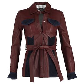 Chaqueta Victoria Beckham con cinturón en cuero burdeos Roja Burdeos