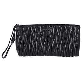 Miu Miu Matelasse Clutch Bag in Black Leather Black