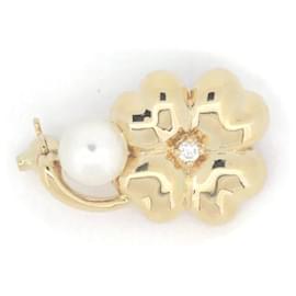 Mikimoto-Mikimoto 18K Floral Pearl Brooch  Metal Brooch in Excellent condition-Other