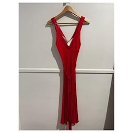 Valentino Garavani-VALENTINO GARAVANI  Dresses T.IT 40 Viscose-Red