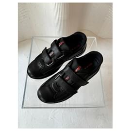 Prada-Sneaker Prada con velcro-Nero