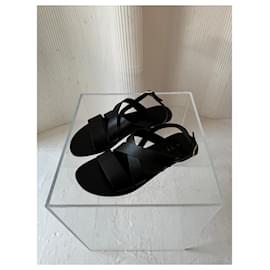 Jil Sander-Black leather flat sandal-Black