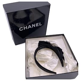 Chanel-Accessoire de cheveux vintage avec nœud en soie noire et bandeau camélia-Noir