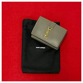 Yves Saint Laurent-Yves Saint Laurent Leather Origami Tiny Wallet Leather Short Wallet in Good condition-Other