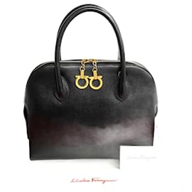 Salvatore Ferragamo-Salvatore Ferragamo Double Gancini Leather Handbag Leather Handbag BV-21 5644 in Good condition-Other