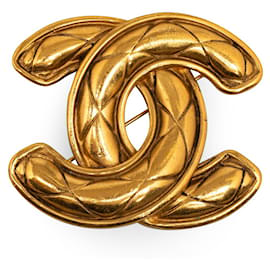 Chanel-Broche acolchoado Chanel CC dourado-Dourado