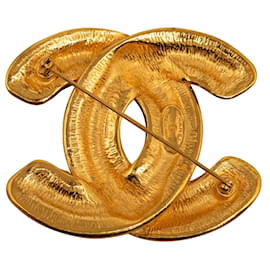 Chanel-Broche acolchoado Chanel CC dourado-Dourado