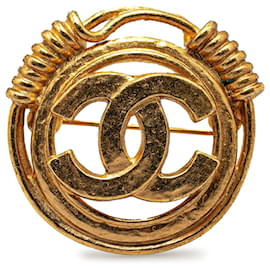 Chanel-Broche Chanel CC Dourado-Dourado