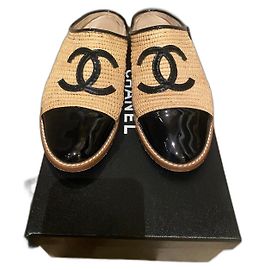Chanel Rattan mules Beige