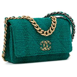 Chanel-Chanel Grünes Tweed 19 Portemonnaie mit Kette-Grün