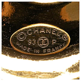 Chanel-Collana con pendente rotondo CC placcato oro Chanel in oro-D'oro