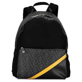 Fendi-Mochila diagonal de nailon y lona revestida Fendi Zucca negra-Negro